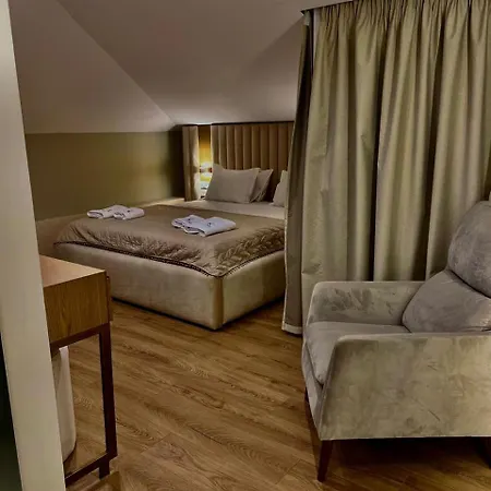 Koja Boutique * 티라나